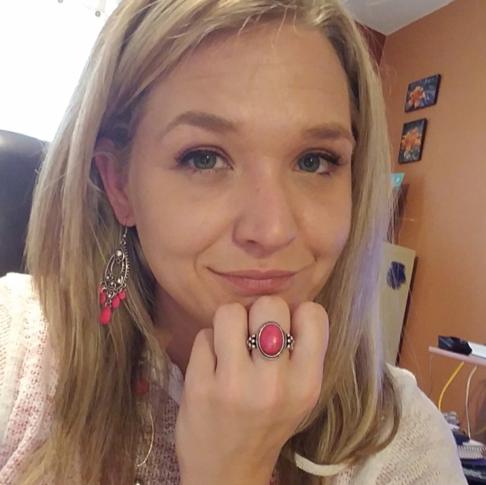 Meet your Posher, Lashasta